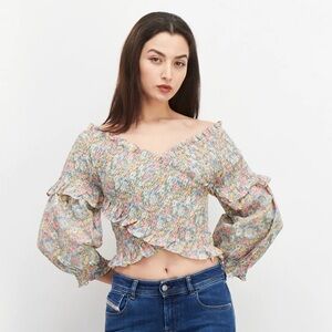 En Saison Floral Smocked Blouse - size S